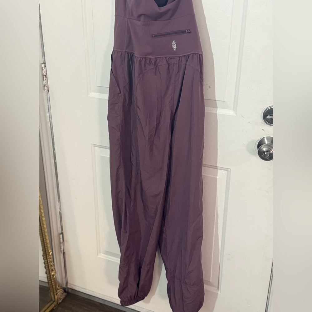 Free people Movement Women's Righteous Onesie size medium - Picture 9 of 14